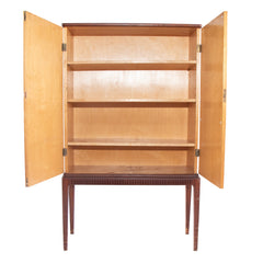 #170 Cabinet in Flora