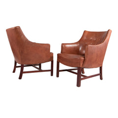 #372 Pair of Lounge Chairs in Leather by Frits Henningsen