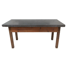 #1233 Stone Table
