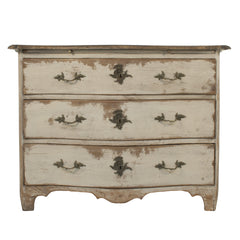 #640 Baroque Chest