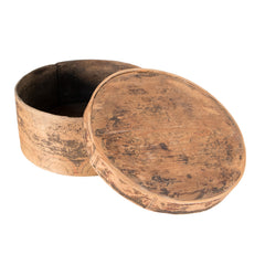 #698 Almoge Round Box