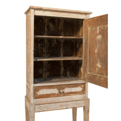 #702 Gustavian Cabinet
